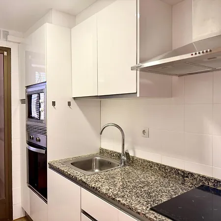 Apartament Spacious 2-bedroom & 2-bathroom At Gemelos 2